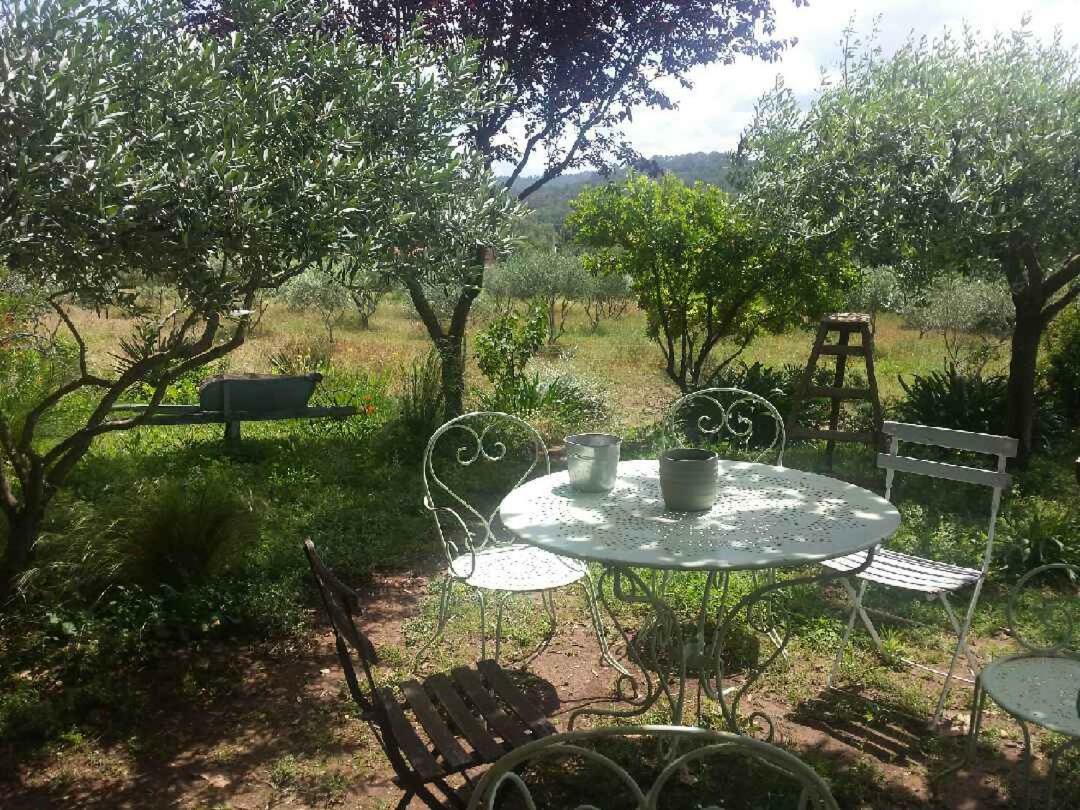 Hotel Les Anes De Petit Jean Pierrefeu-du-Var Exteriér fotografie